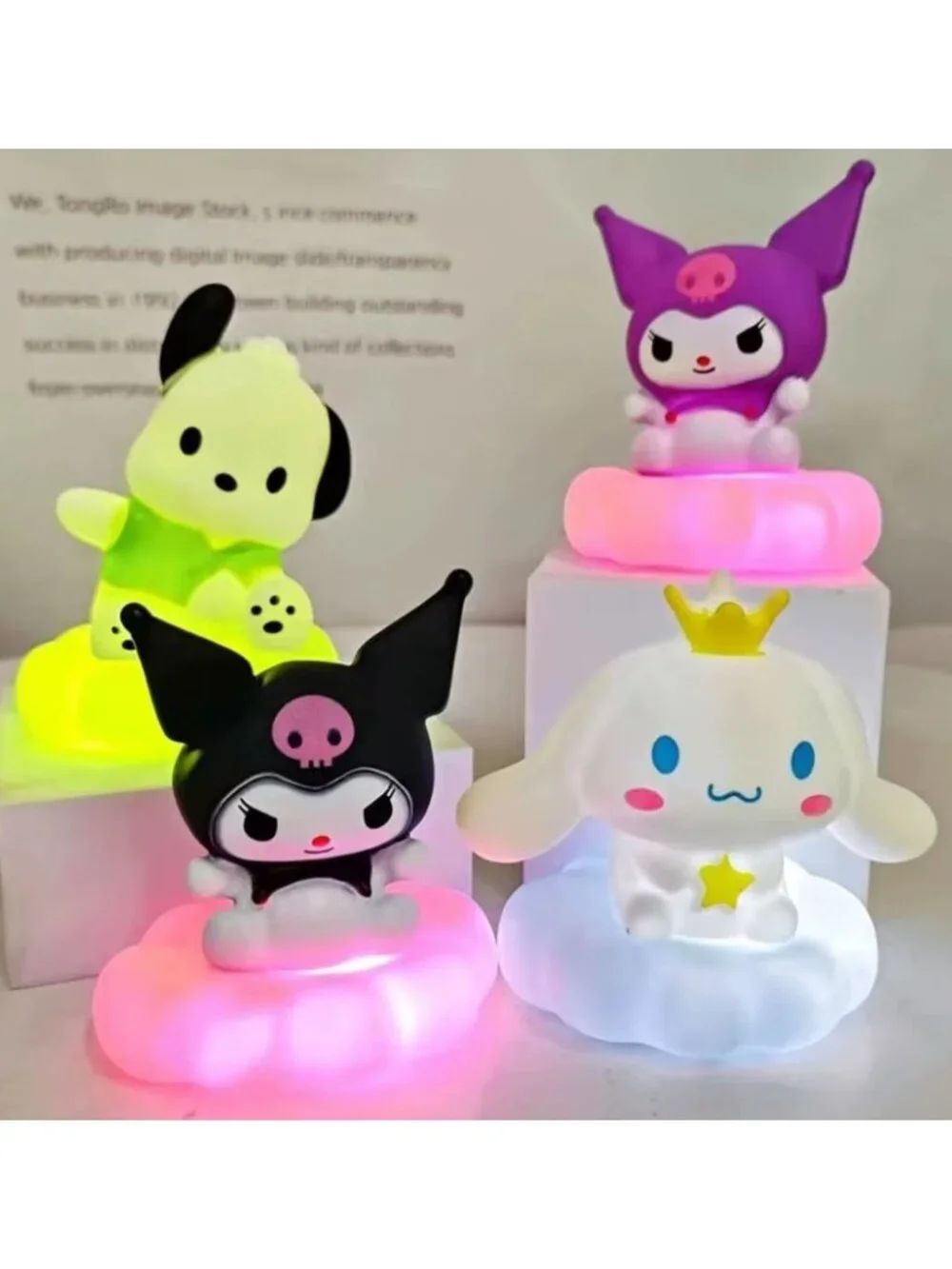 Hello Kitty Cloud Night Light – Glowing Luminous LED Lamp for Kids Room or Nurse